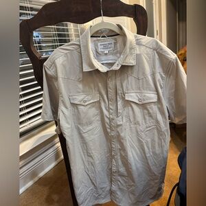 Diamond Cross Ranch Men's Short-Sleeve Button Shirt in Light Beige